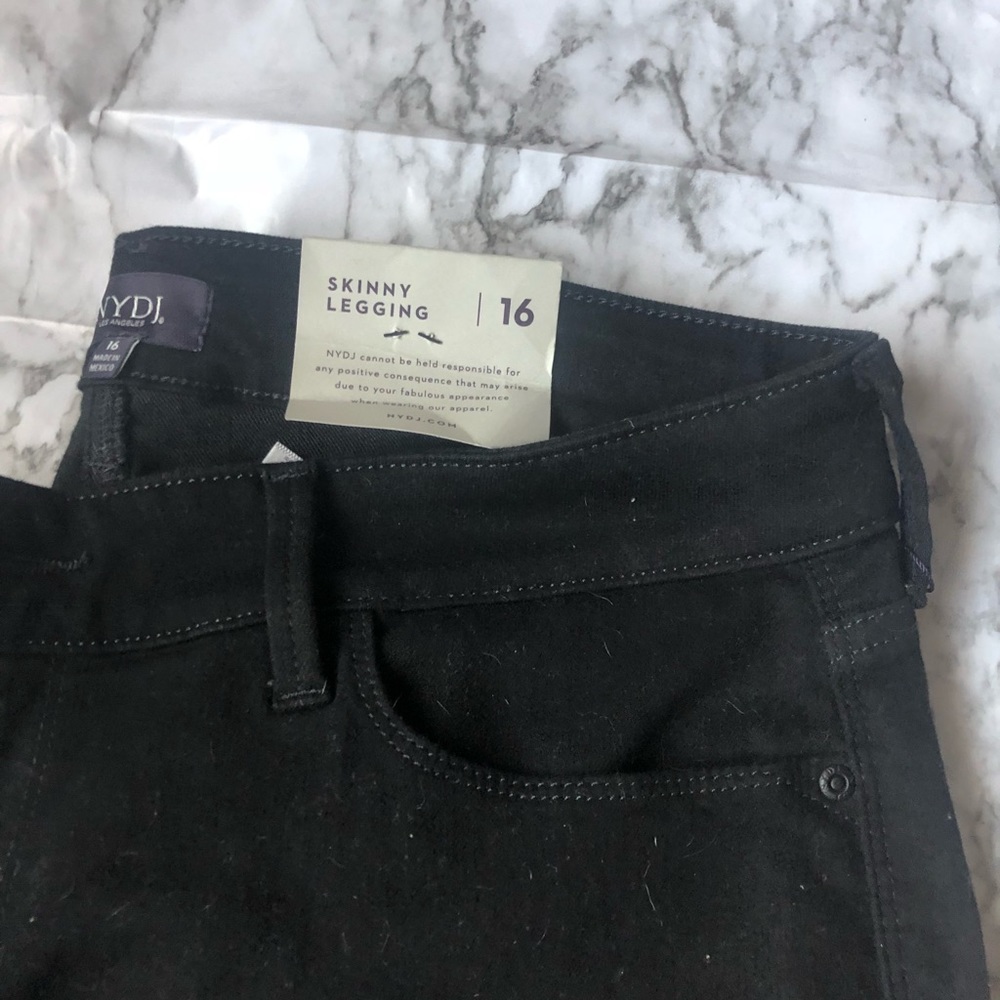 NWOT NYDJ Skinny Jeggings